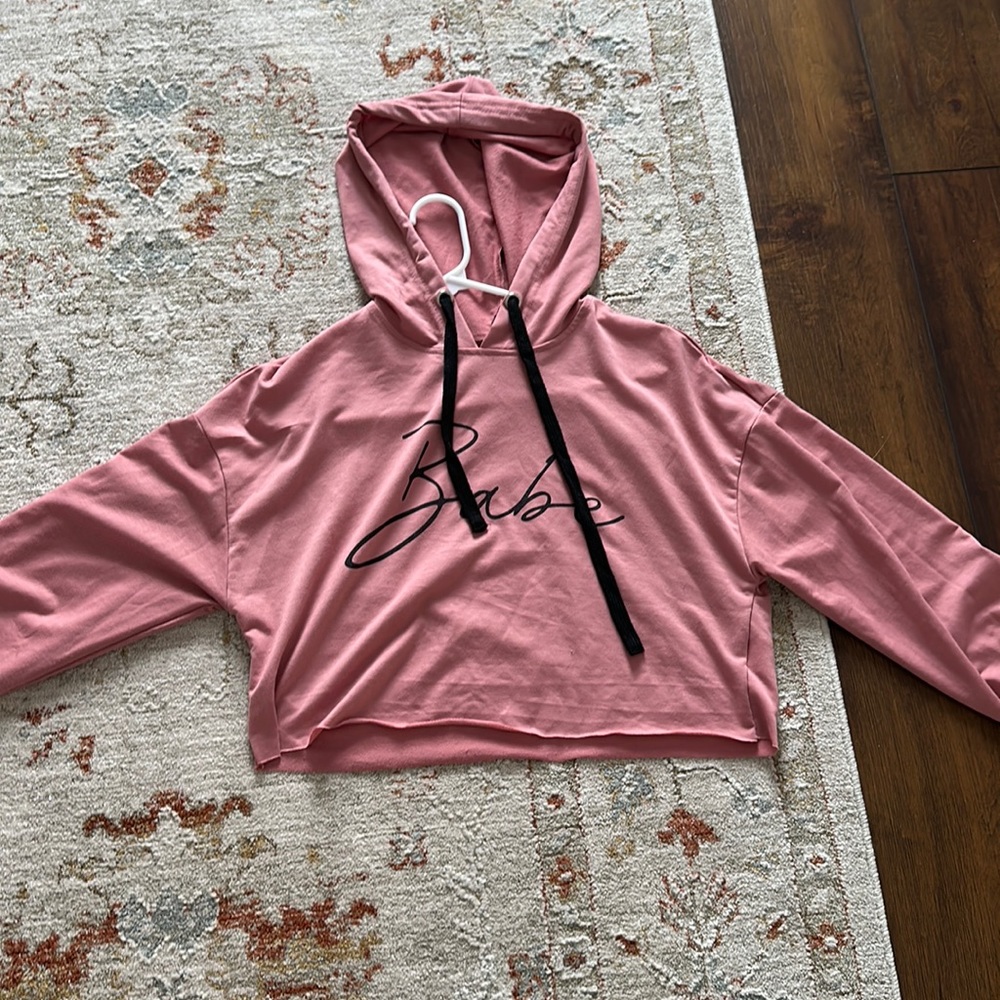 Babe crop sweatshirt, size s